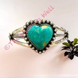 Kingman Turquoise Heart Bangle Cuff Bracelet Sterling Size 7+